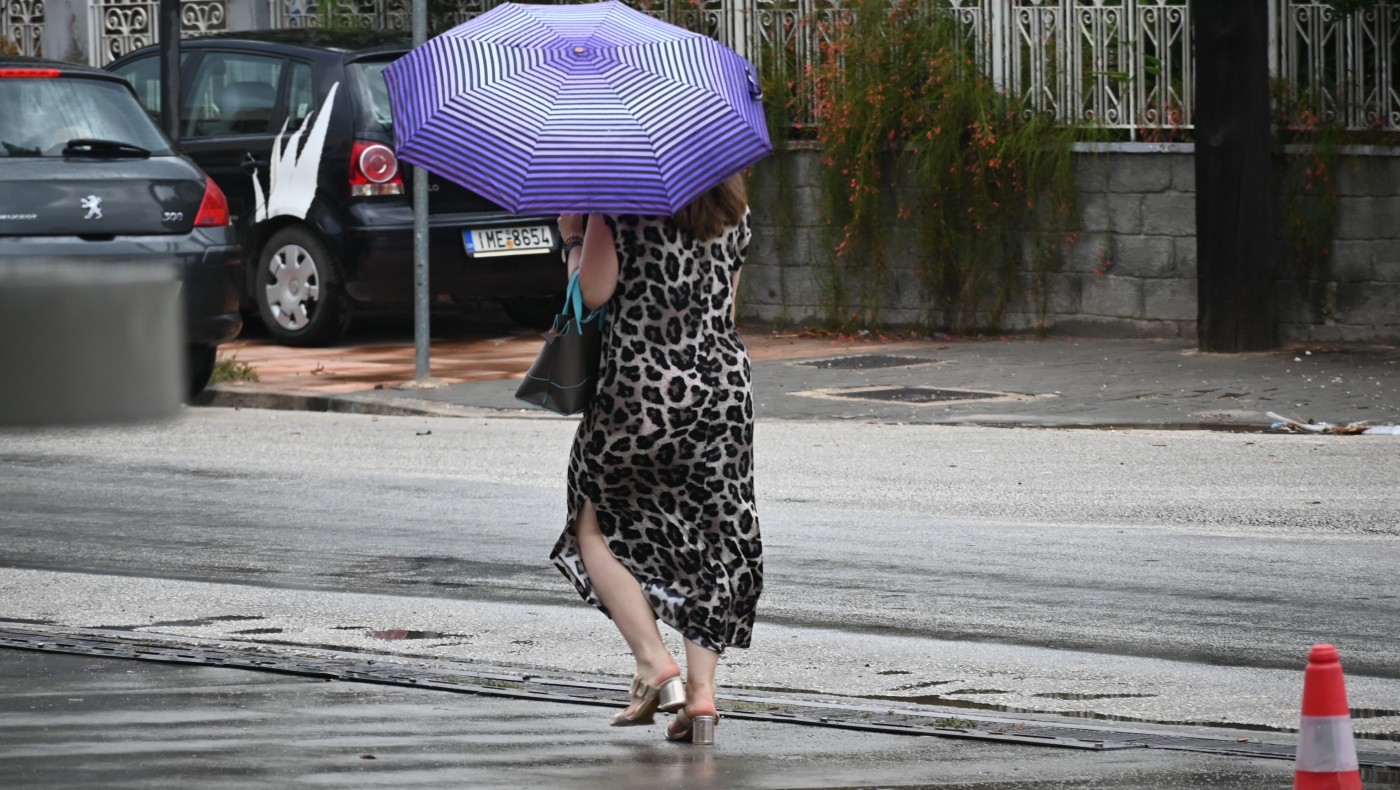 Καιρός: Αλλαγή σκηνικού με καταιγίδες, μπουρίνια και χαλαζοπτώσεις
