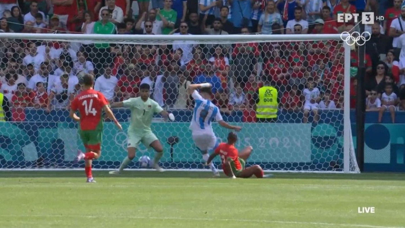 ΦΙΑΣΚΟ: Αργεντινή και Μαρόκο επέστρεψαν στο γήπεδο για να παίξουν για τρία λεπτά ενώ ακυρώθηκε και γκολ!