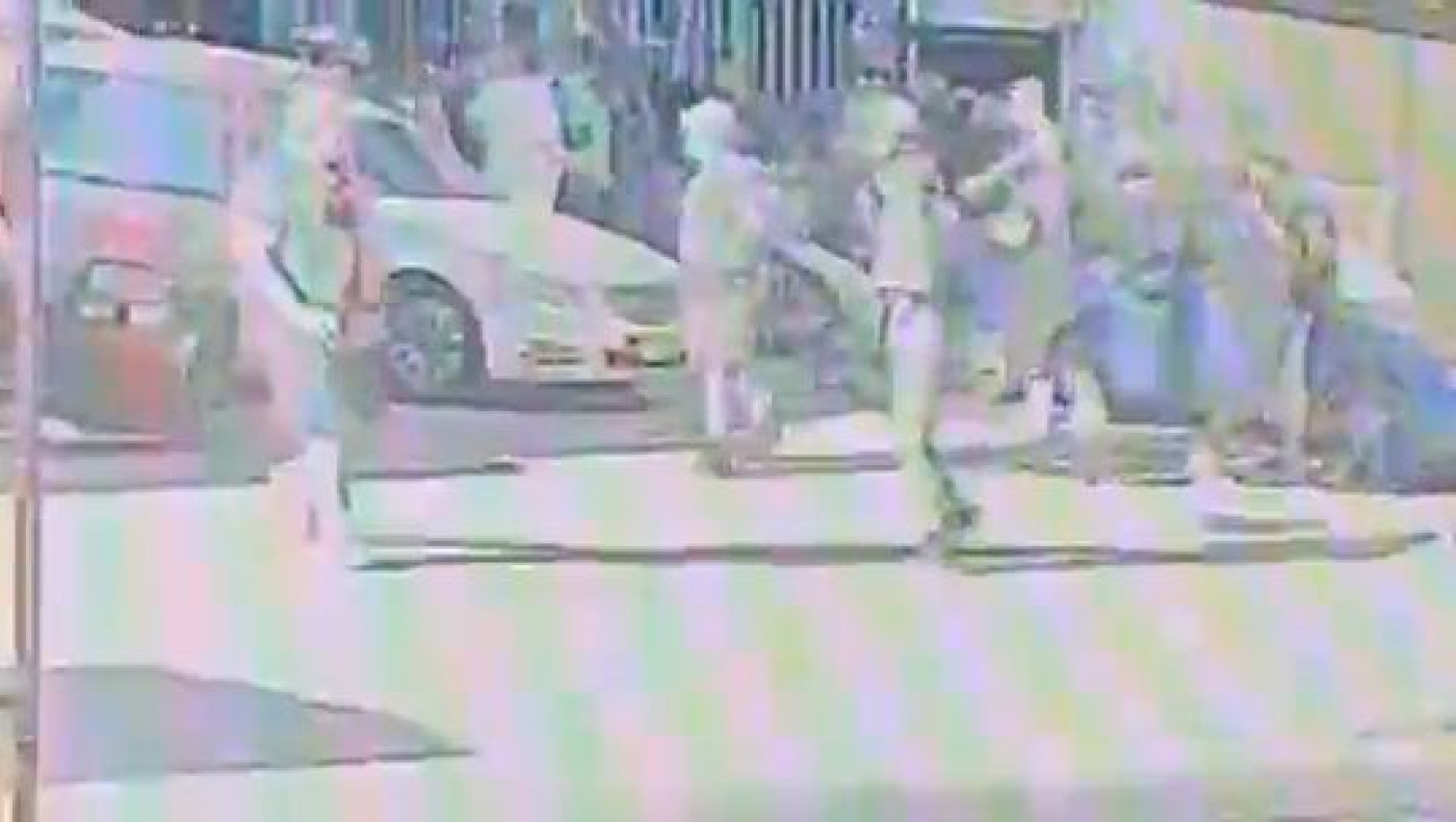 Βίντεο ντοκουμέντο από τους πυροβολισμούς ανάμεσα σε οπαδούς του Παναθηναϊκού﻿ έξω από τη Λεωφόρο