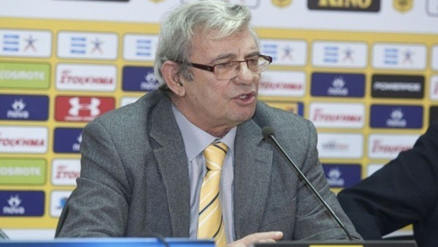 Ραντεβού στα τυφλά, η συνέλευση του Α.Σ.       Άρης