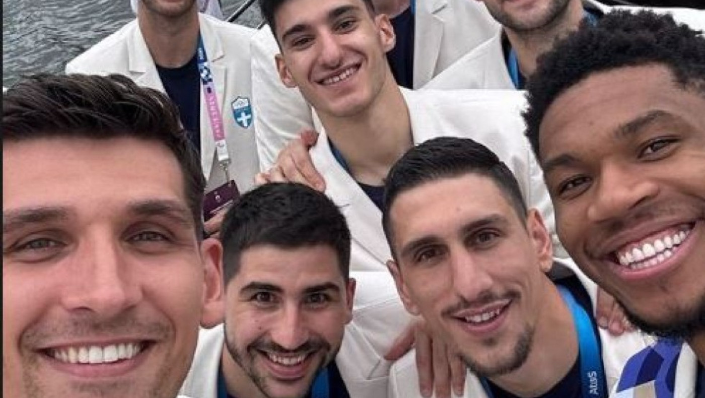 Ολυμπιακοί Αγώνες: Η επική selfie των διεθνών στο πλοίο