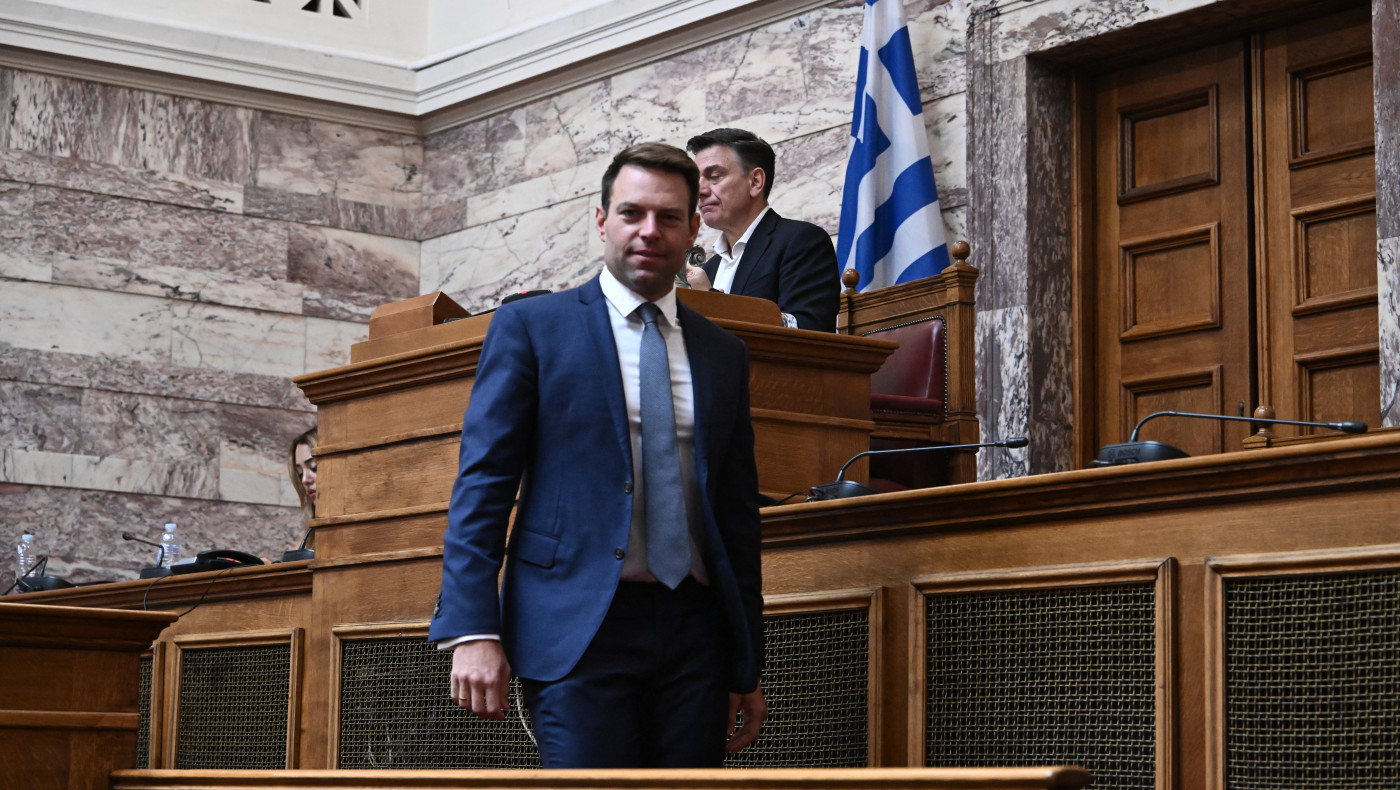 Κασσελάκης: Γιατί είναι παράνομη η πισίνα του στις Σπέτσες