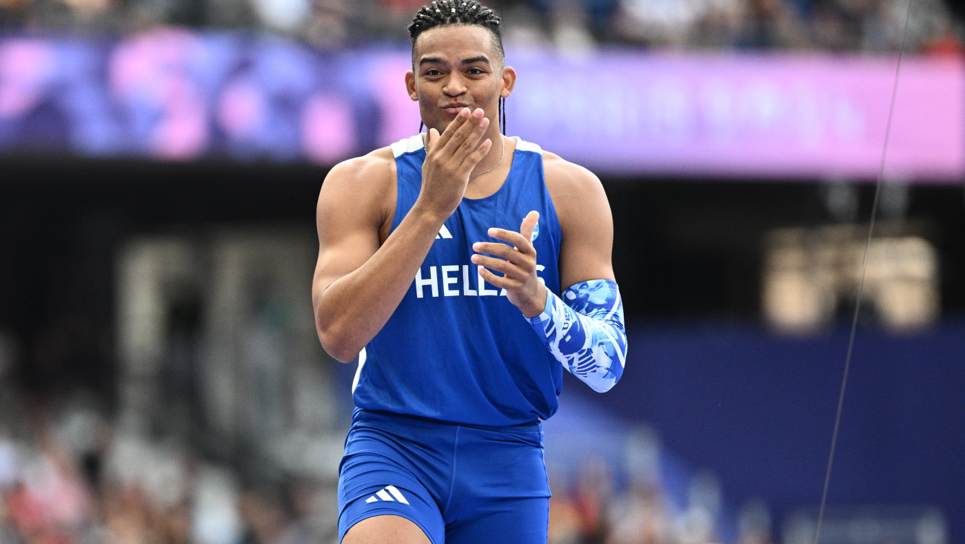 Ολυμπιακοί Αγώνες 2024: Μοίρασε φιλιά και έφυγε για τελικό ο Καραλής!