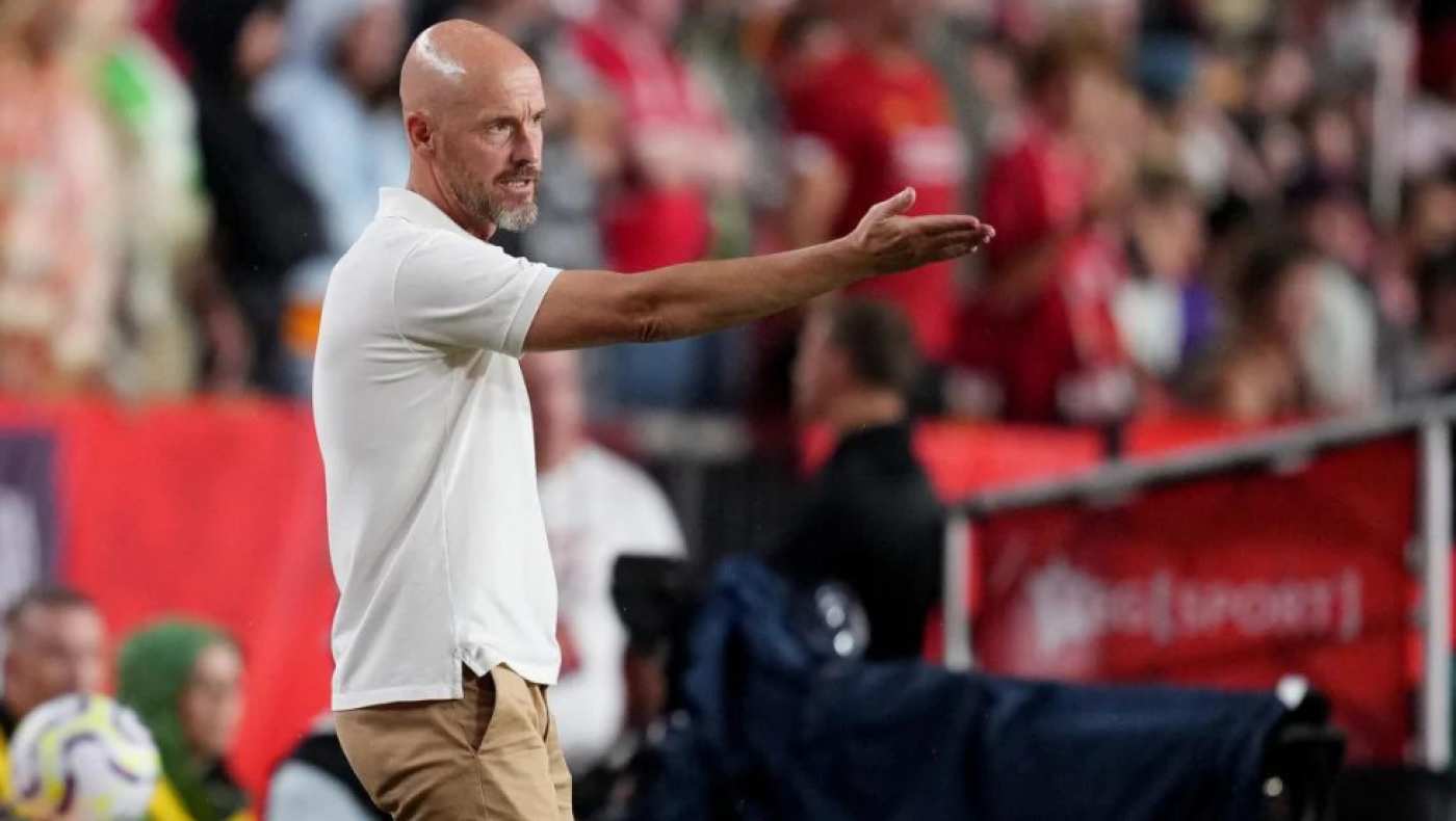 Τεν Χαγκ: «Δεν... είναι στόχος μου ένα ακόμη τρόπαιο, πάμε για έναν μεγαλύτερο σκοπό»