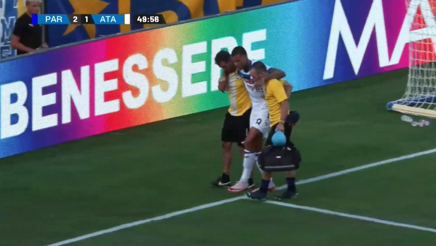 Σοκαριστικός τραυματισμός, ρήξη χιαστού ο Σκαμάκα και έξι μήνες εκτός για την Αταλάντα