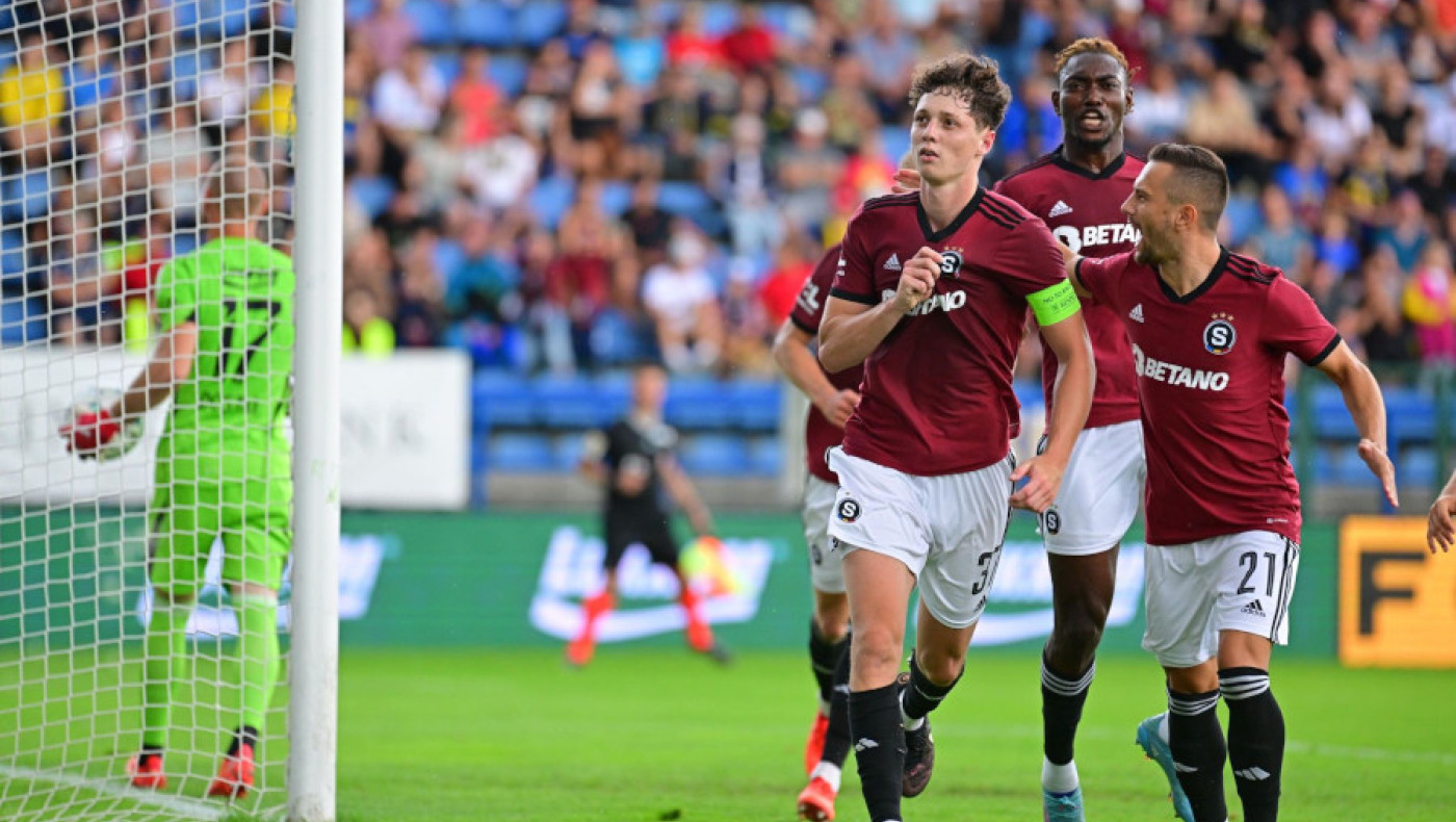 Αυτές είναι η Στεάουα Βουκουρεστίου και η Σπάρτα Πράγας