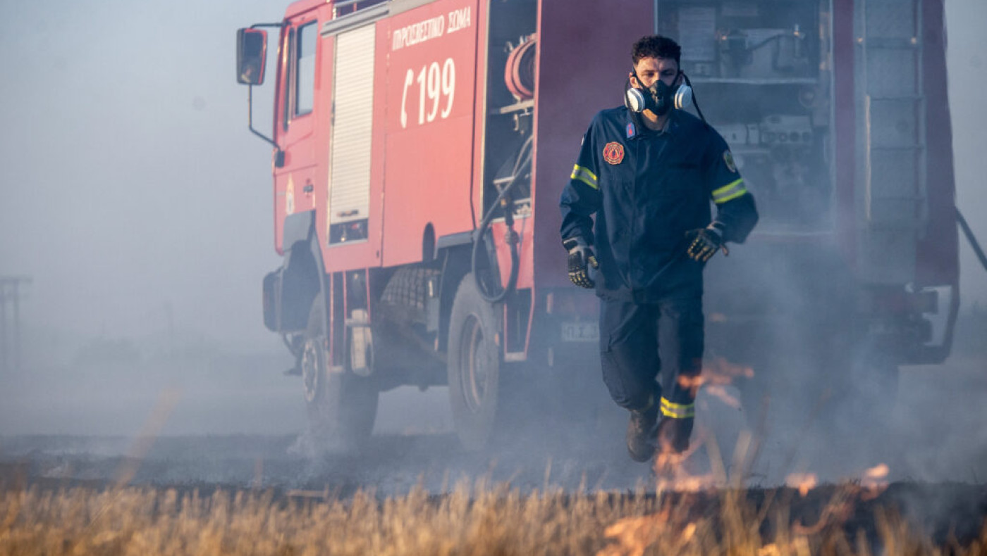 «Κόκκινος» συναγερμός για τις πυρκαγιές: Ποια έκτακτα μέτρα αποφασίστηκαν