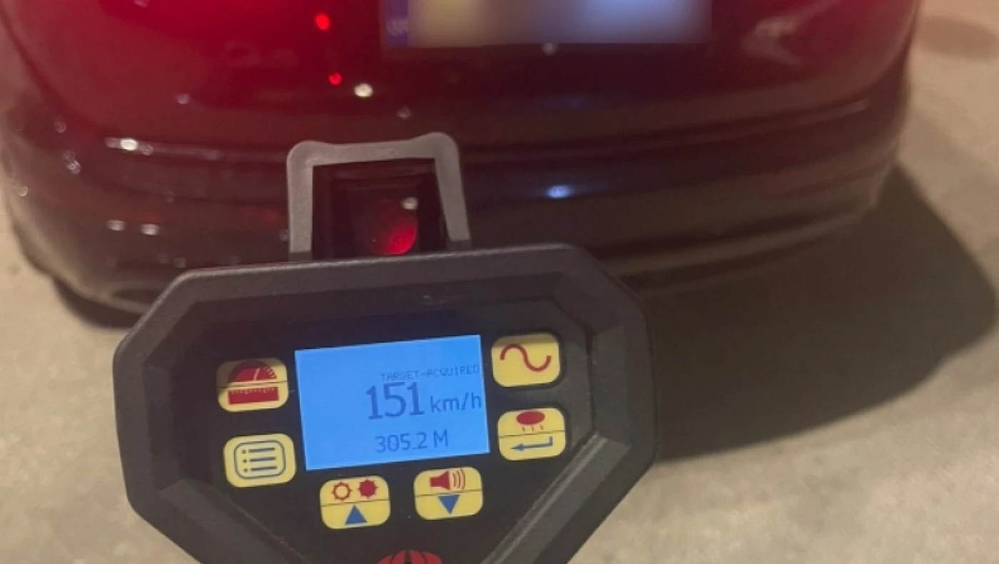 Βόλος: Οδηγούσε μεθυσμένος ανάποδα σε κεντρικό δρόμο και υπεβλήθη σε 30 αλκοτέστ