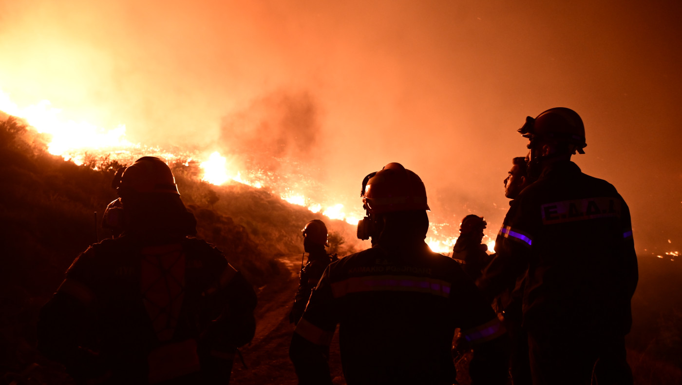Αττική: Εντοπίστηκε σορός απανθρακωμένης γυναίκας σε επιχείρηση