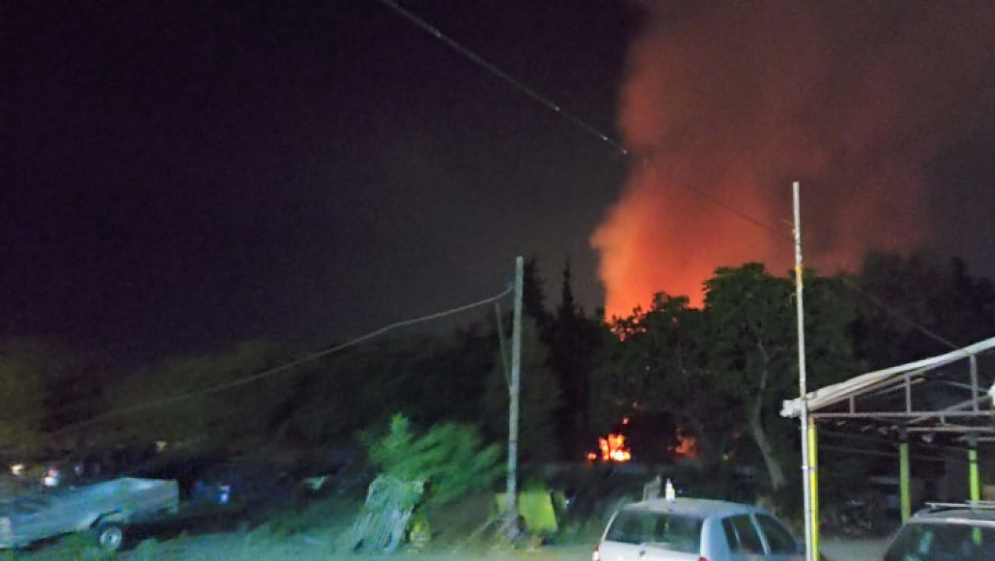 Φωτιά στην Αττική: Συγκλονιστική διάσωση γάτας με ΚΑΡΠΑ (vid)