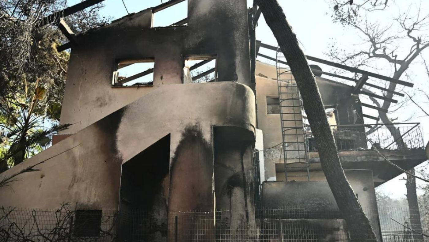 Πλιάτσικο στα καμένα της βορειοανατολικής Αττικής - Δέκα προσαγωγές και μια σύλληψη