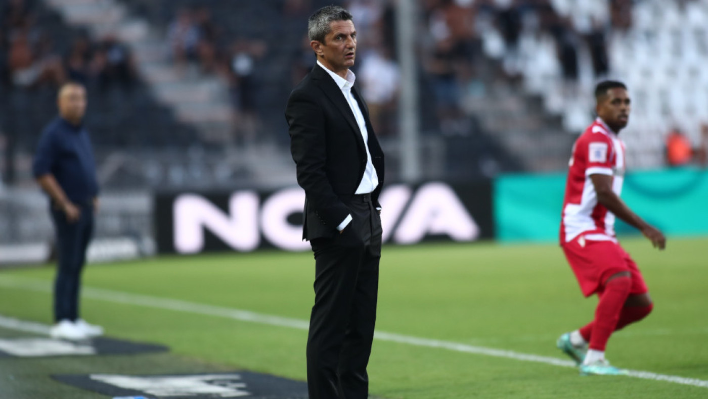 Λουτσέσκου: «Κάποια συμφέροντα προσπαθούν να μας μπλοκάρουν»