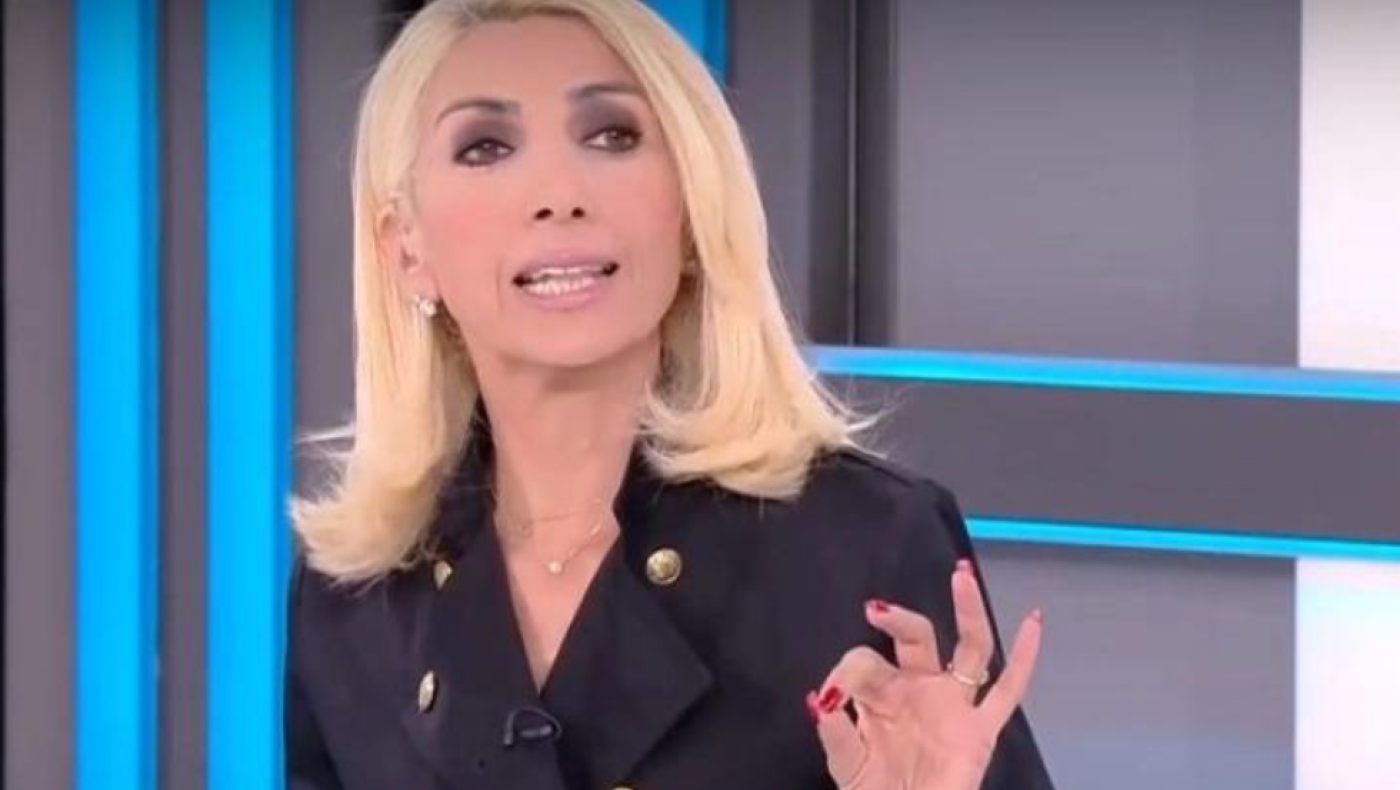 Καραμήτρου: «ΑΕΚάρα... Όταν παίρνουν εκατομμύρια, να βάζουν την μπάλα στα δίχτυα»