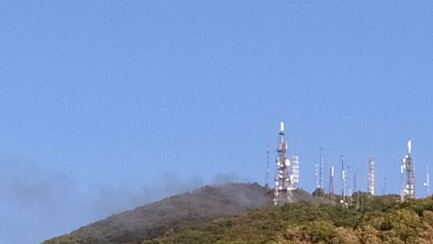 Θεσσαλονίκη: Φωτιά στον Χορτιάτη– Επιχείρησε και ένα ελικόπτερο (pic, vid)