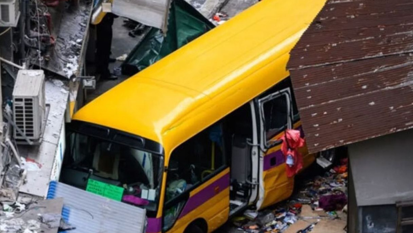 Κίνα: Σχολικό λεωφορείο έπεσε πάνω σε πλήθος - Τουλάχιστον 11 νεκροί