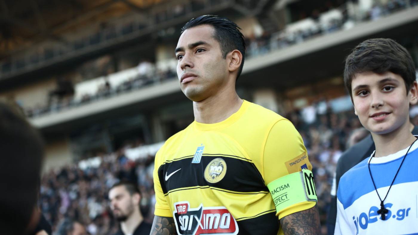 Η Ομόνοια προσπαθεί να κάνει το «μπαμ» με τον Αραούχο