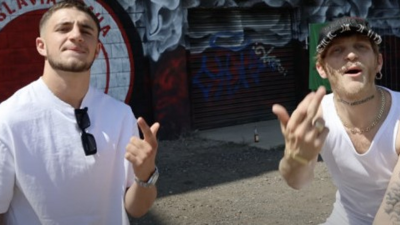 Χρήστος Ζαφείρης-Ραπ τραγούδι στην Τσεχία για τον «Έλληνα Μακελελέ»! (vid)