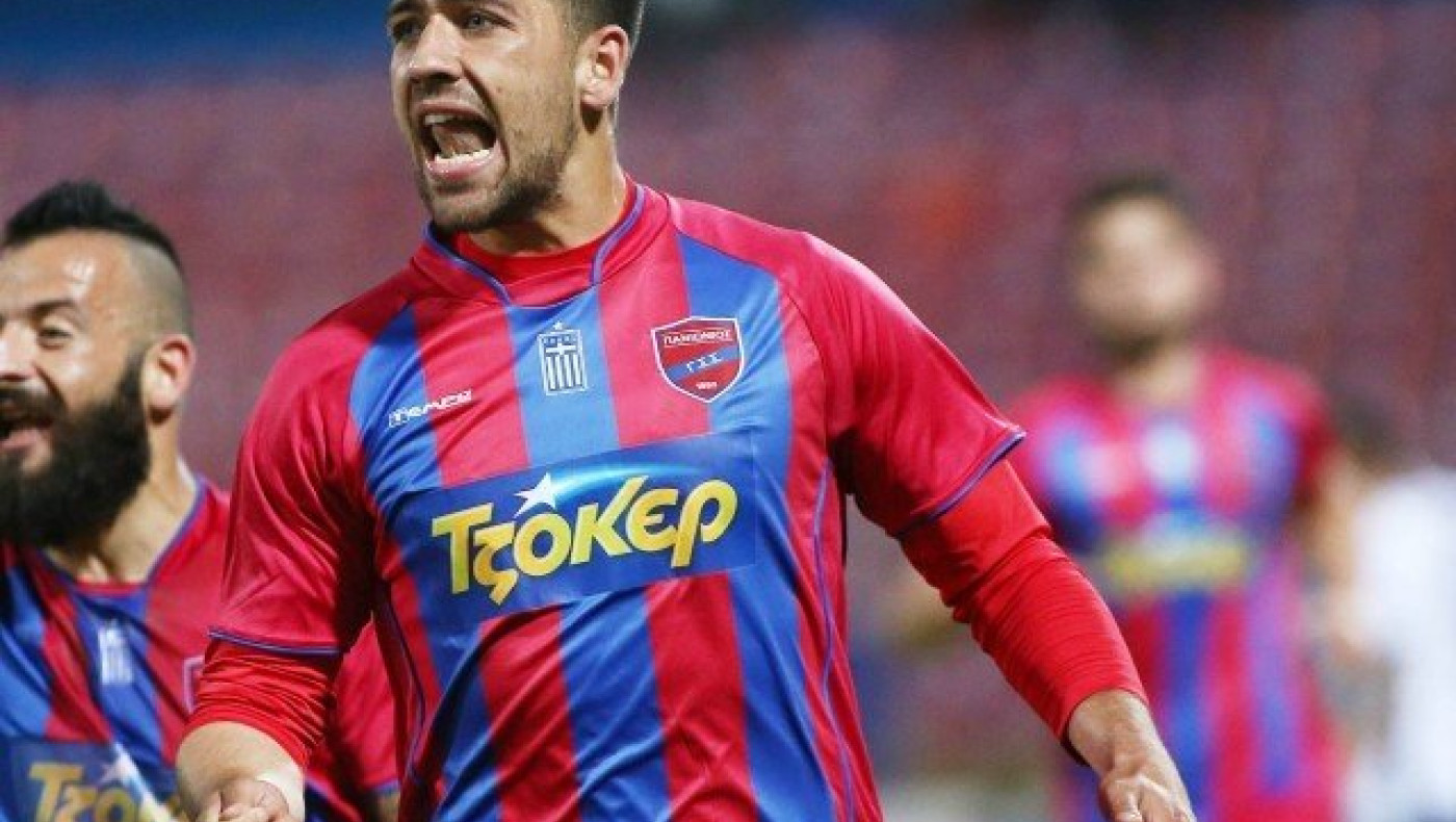 Μπακασέτας: «Εγώ δεν φωτογραφίζομαι με τη φανέλα του Ολυμπιακού!»