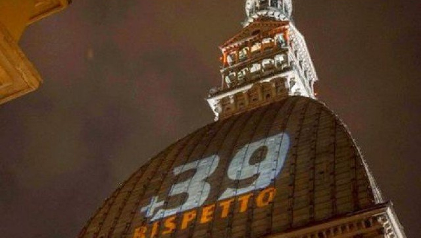 Δεν    ξέχασε  τους  νεκρούς του «Χέιζελ» η «Κυρία»