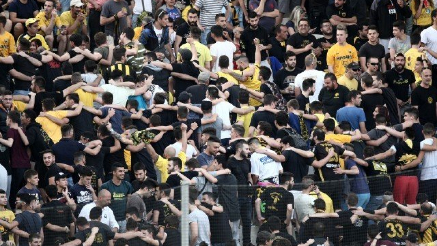 Παρότι χάθηκε ο στόχος για την ΑΕΚ, ο κόσμος την αποθέωσε!