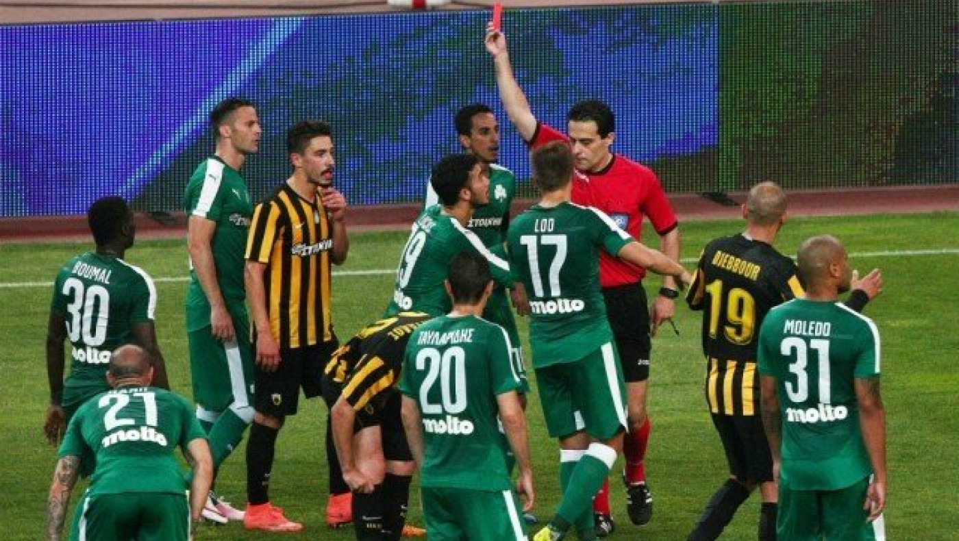 Νίκη χρυσάφι για την ΑΕΚ, παράπονα πρασίνων για τον Κουκουλάκη