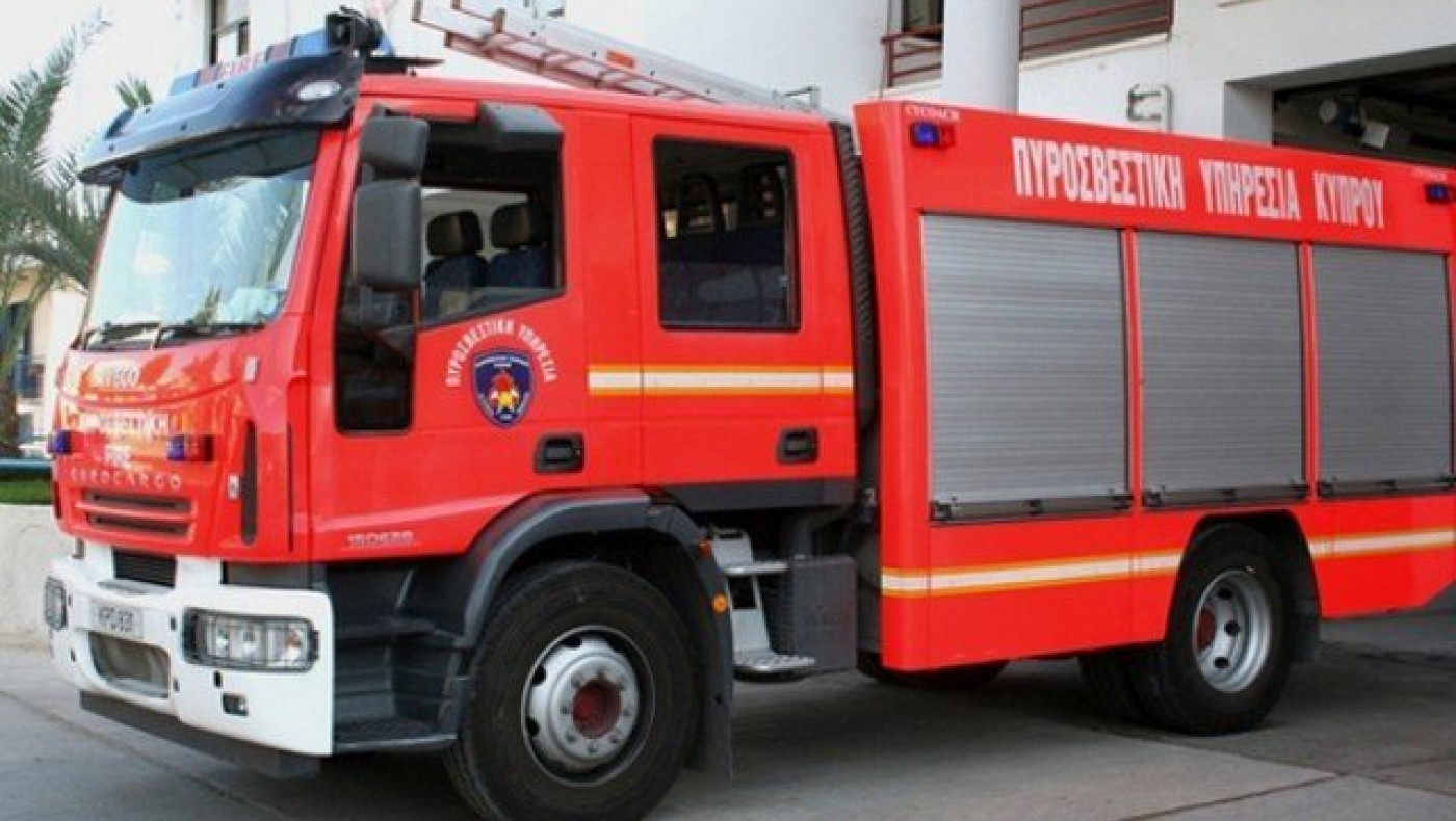 ΕΚΤΑΚΤΟ: Πυρκαγιά στην Ανατoλική Θεσσαλονίκη - Νεκρή μια γυναίκα