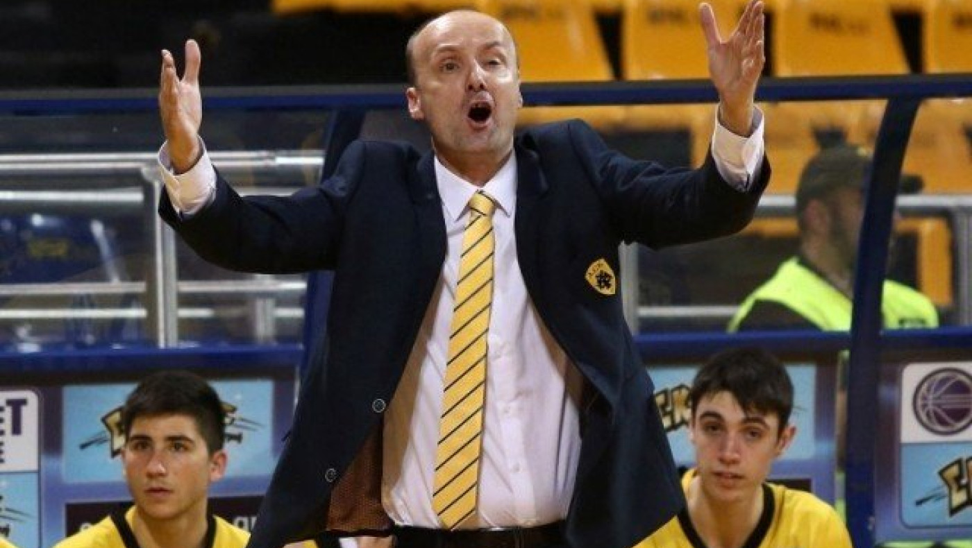 Ζντοβτς: «Η πίεση είναι πάνω μας, πρέπει να αντιδράσουμε»