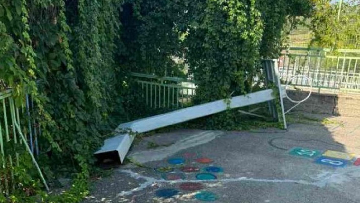 Αδιανόητο: Έκοψαν μπασκέτα σε σχολείο για να μπορέσει να γίνει πανηγύρι