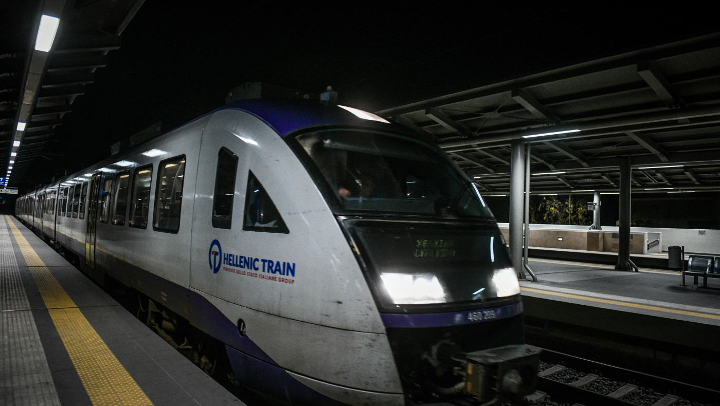 Λιβαδειά: Δυο συλλήψεις και εισαγγελική παρέμβαση για τον εγκλωβισμό γυναίκας σε τρένο