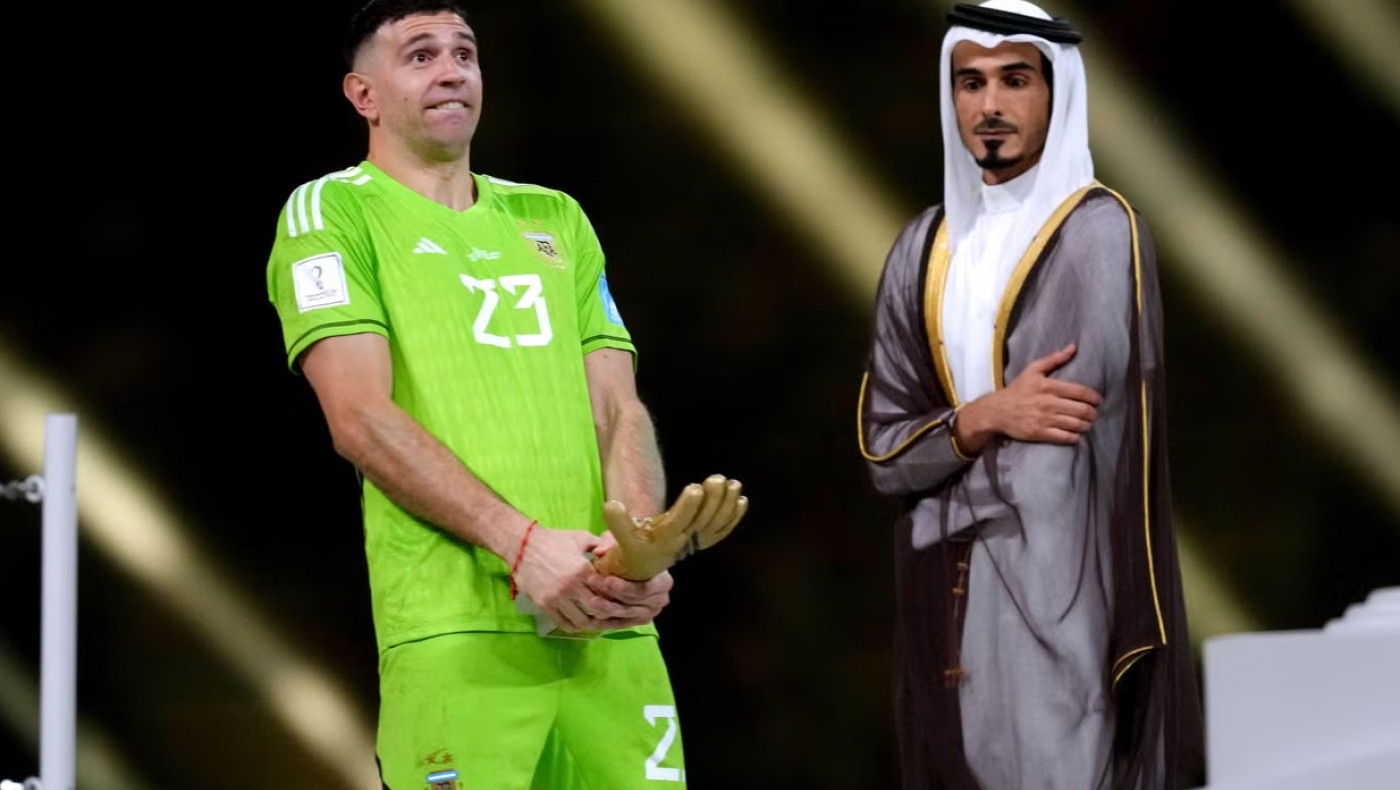 Κολομβιανοί δημοσιογράφοι: «Απαιτούμε την τιμωρία του Εμιλιάνο Μαρτίνες»!