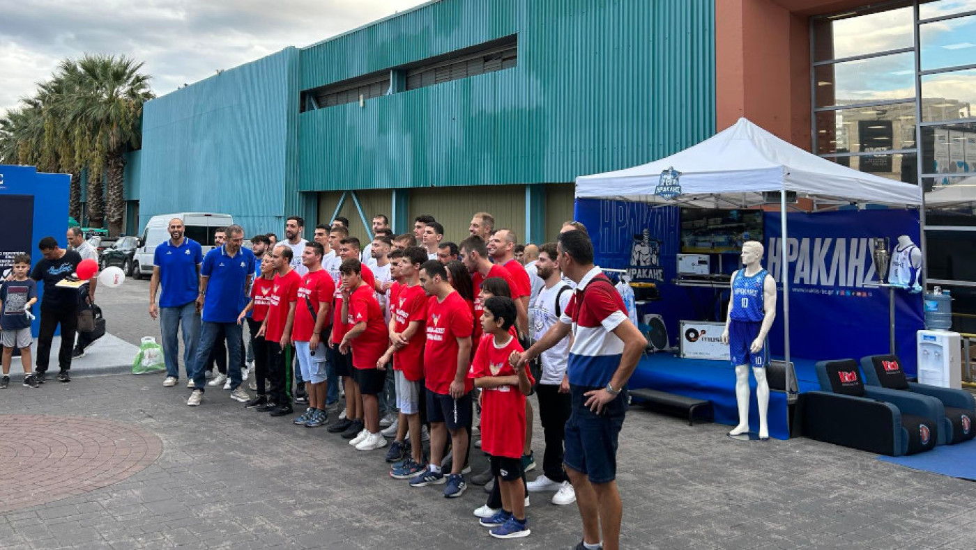 ΚΑΕ Ηρακλής: Επίσκεψη στο περίπτερο των κυανόλευκων από το «Τζάμπολ Αγάπης»