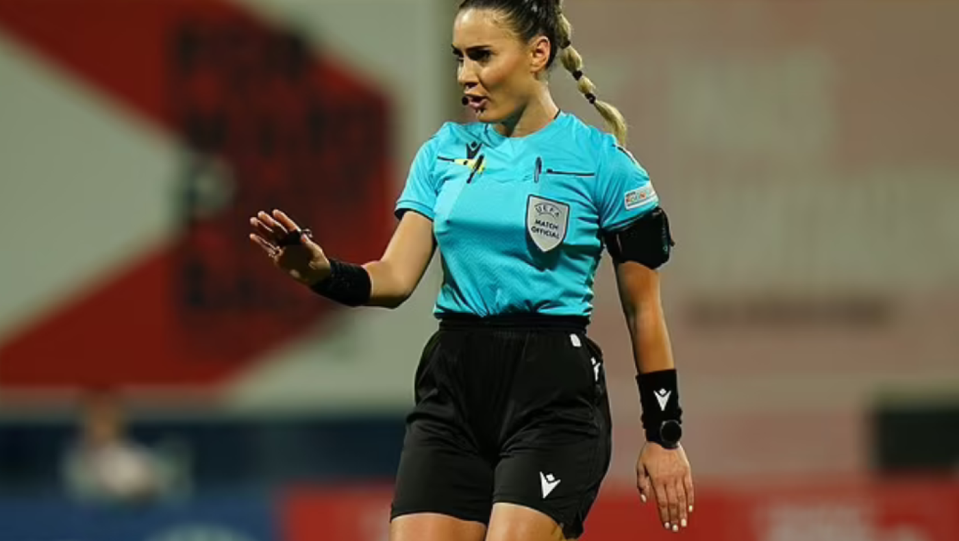 Emanuela Rusta: Έχει κουραστεί να την αποκαλούν «the sexy ref»