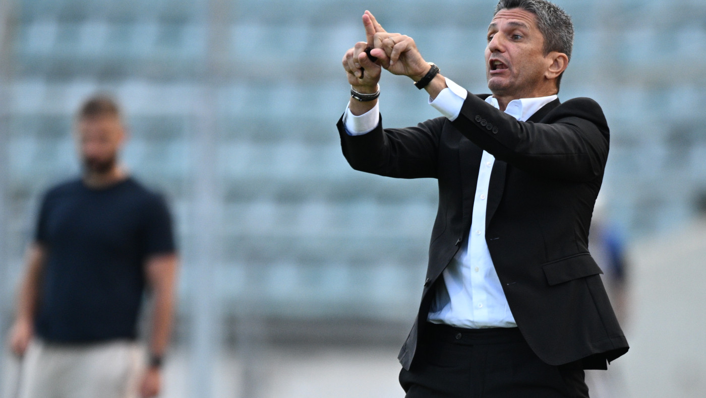 Ο Λουτσέσκου και οι παίκτες του απέναντι στη διπλή «πρόκληση»