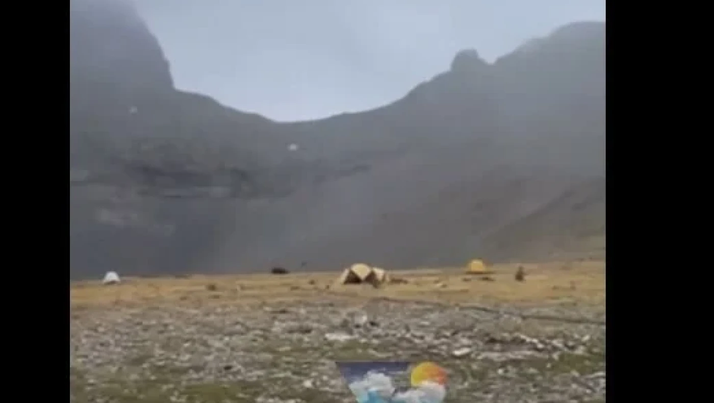 Έπεσε το πρώτο χιόνι της χρονιάς στον Όλυμπο (vid)