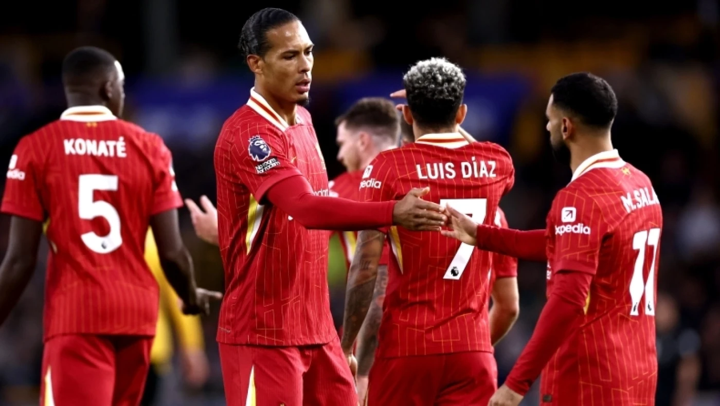 Διπλό κορυφής για τη Λίβερπουλ, 2-1 τη Γουλβς