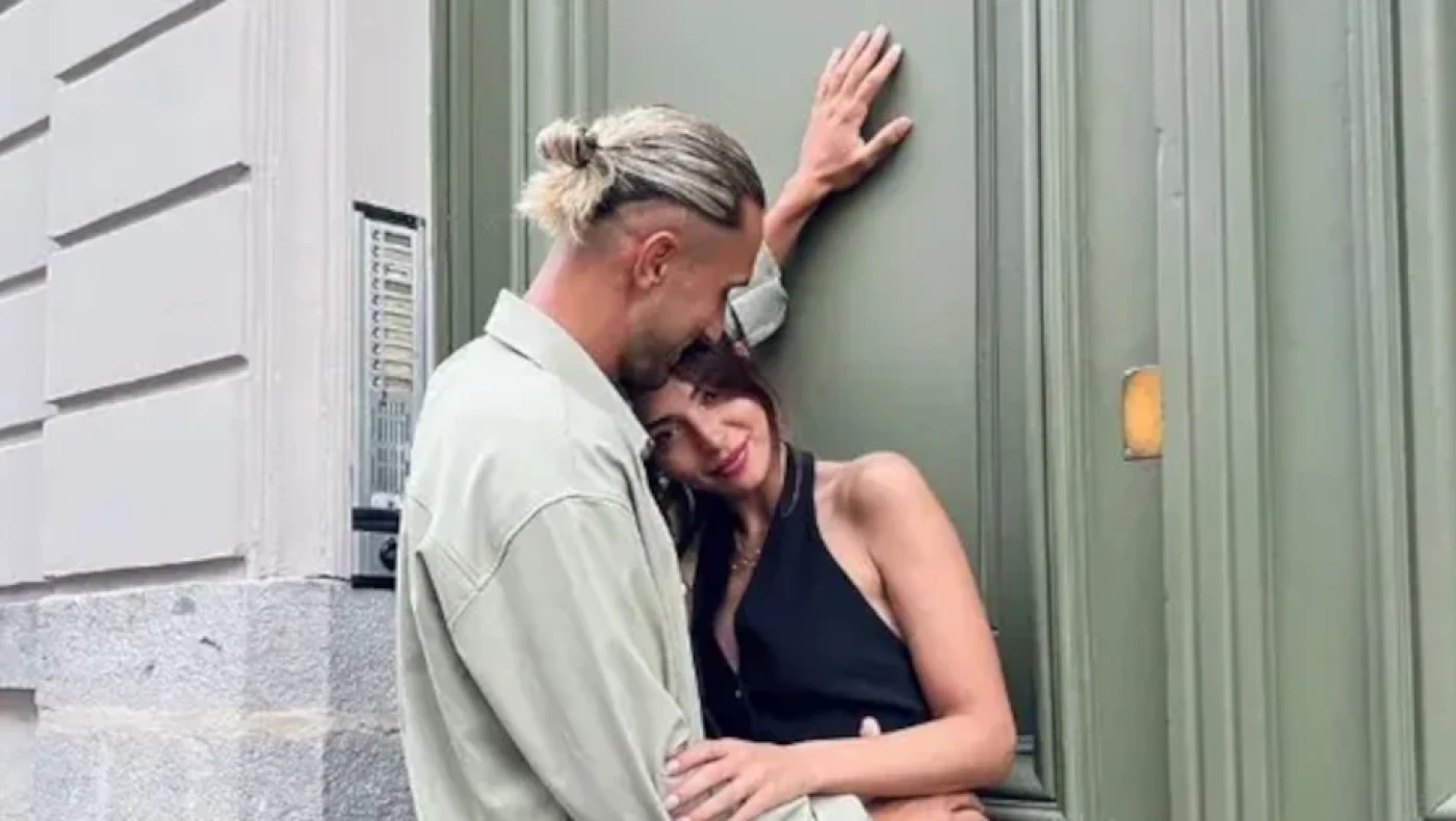 Μελίσα Παμούκ: Ποια είναι η καλλονή σύζυγος του άσου του Ολυμπιακού Γιουσούφ Γιαζίτσι (pics)