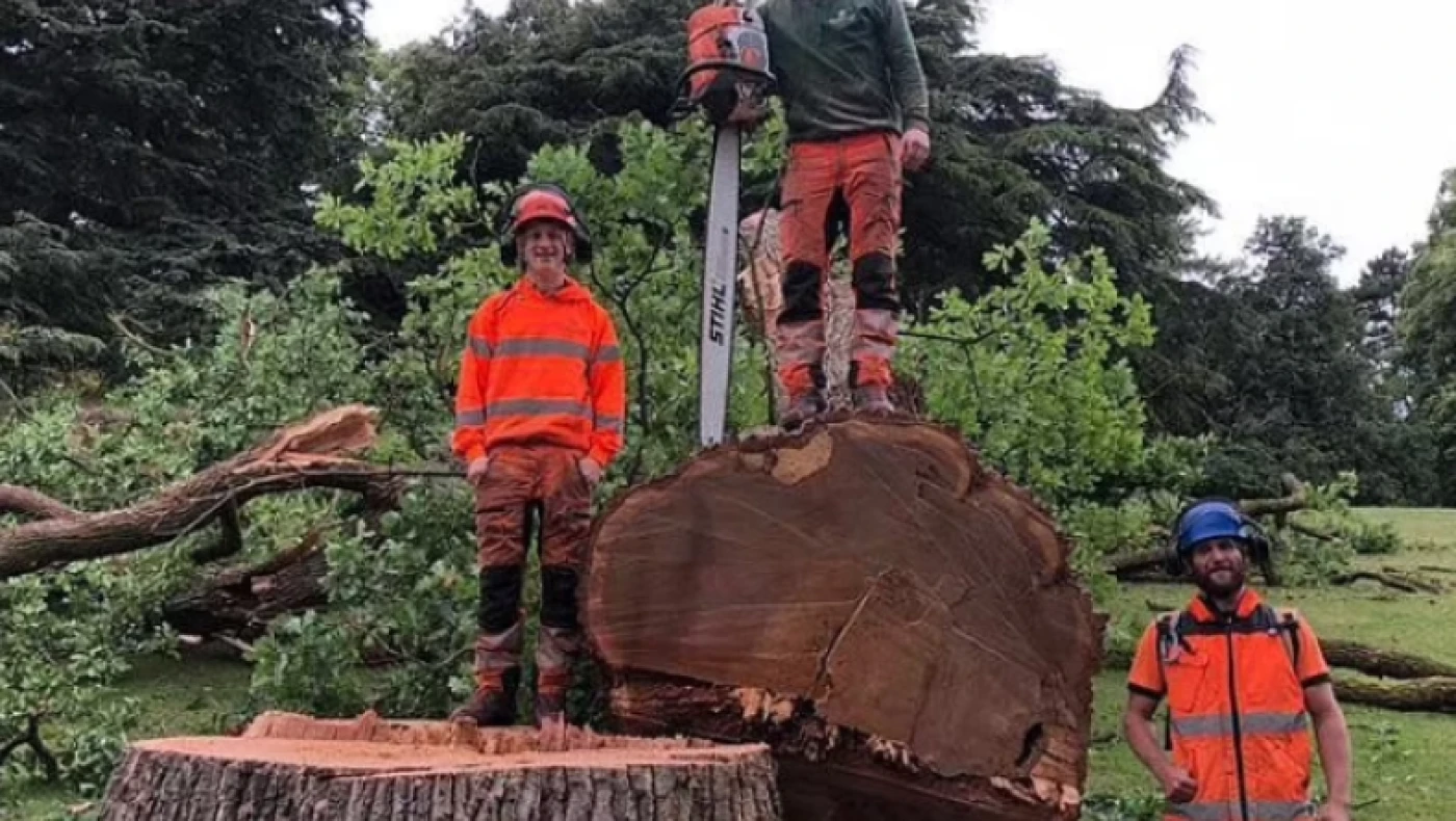 Γκάρι Λίνεκερ: Σκοτώθηκε ο ανιψιός του- Τον καταπλάκωσε κορμός δέντρου!