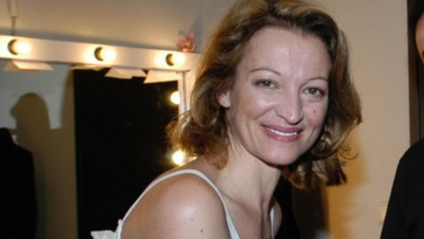 Σοκάρει η Λουκία Πιστιόλα: «Έπαθα Πάρκινσον μετά το εμβόλιο, έμεινα ανάπηρη»