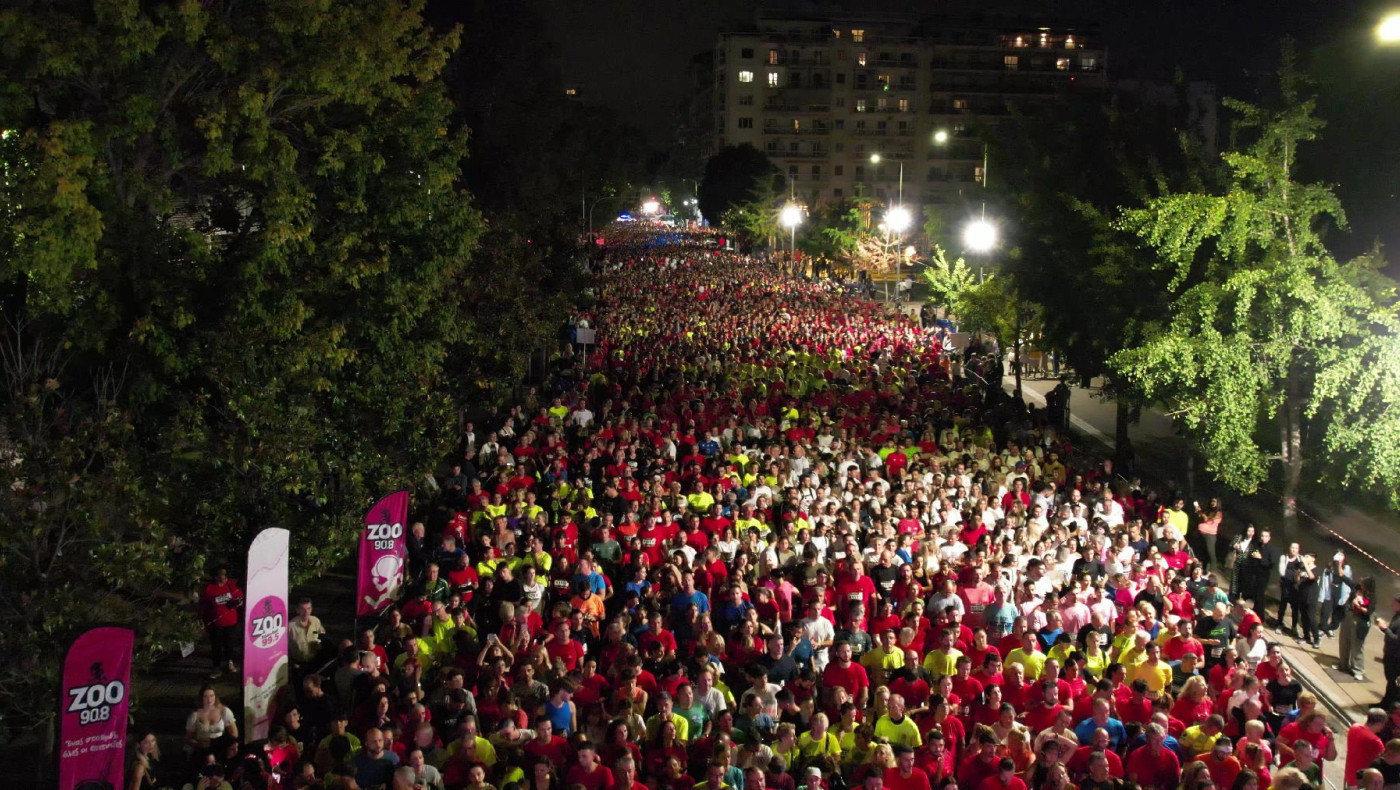 12ος Διεθνής Νυχτερινός Ημιμαραθώνιος Θεσσαλονίκης: Μαγική βραδιά με 11.000 δρομείς