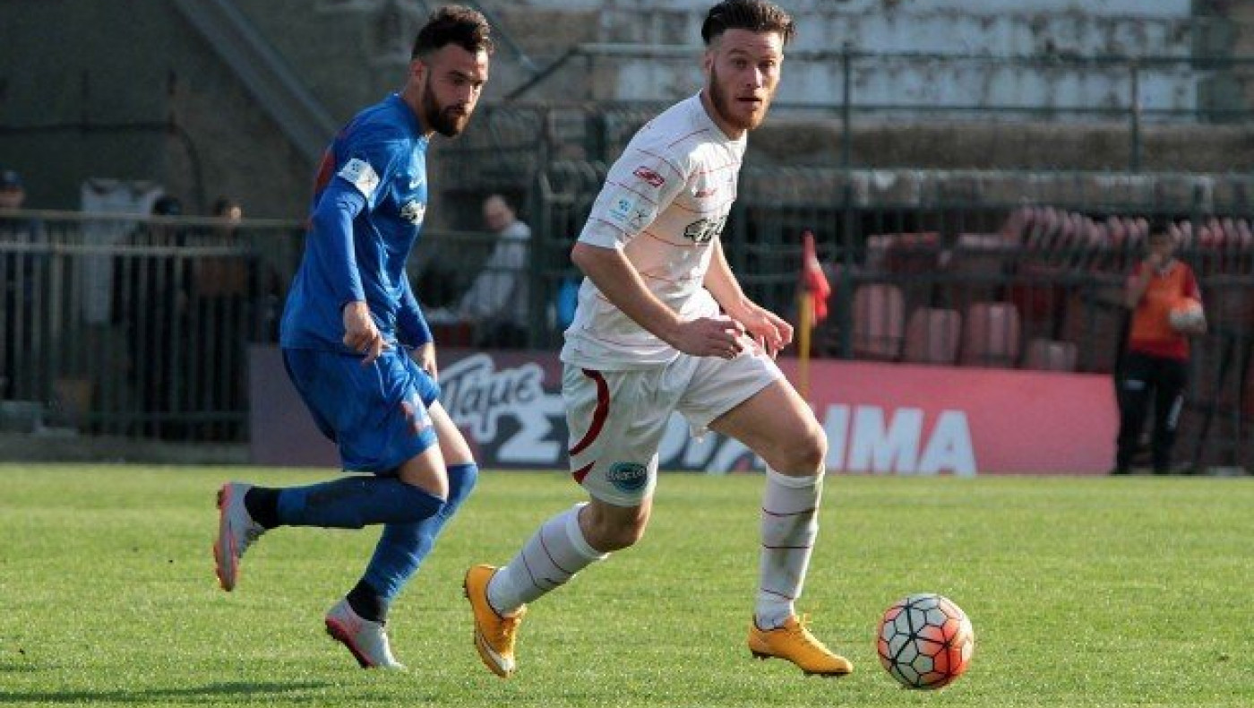 Στο «ακουστικό»        τους  περιμένουν οι Σερραίοι