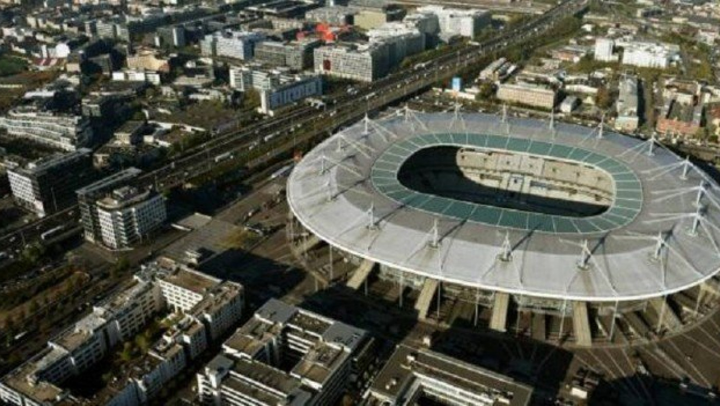 ΕΚΤΑΚΤΟ: Ύποπτο πακέτο βρέθηκε στο Σταντ Ντε Φρανς