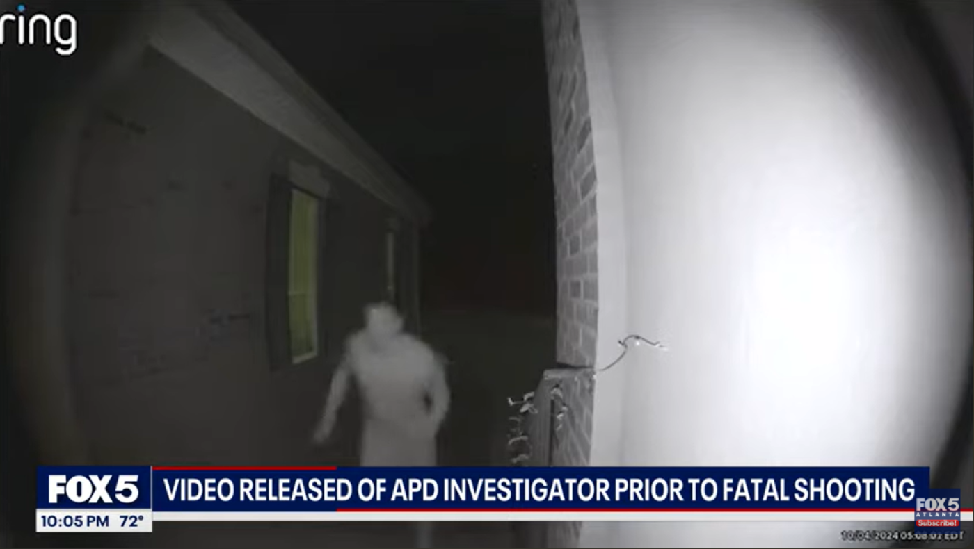 Σκότωσε αστυνομικό που έτρεχε γυμνός στην αυλή του σε κατάσταση σοκ