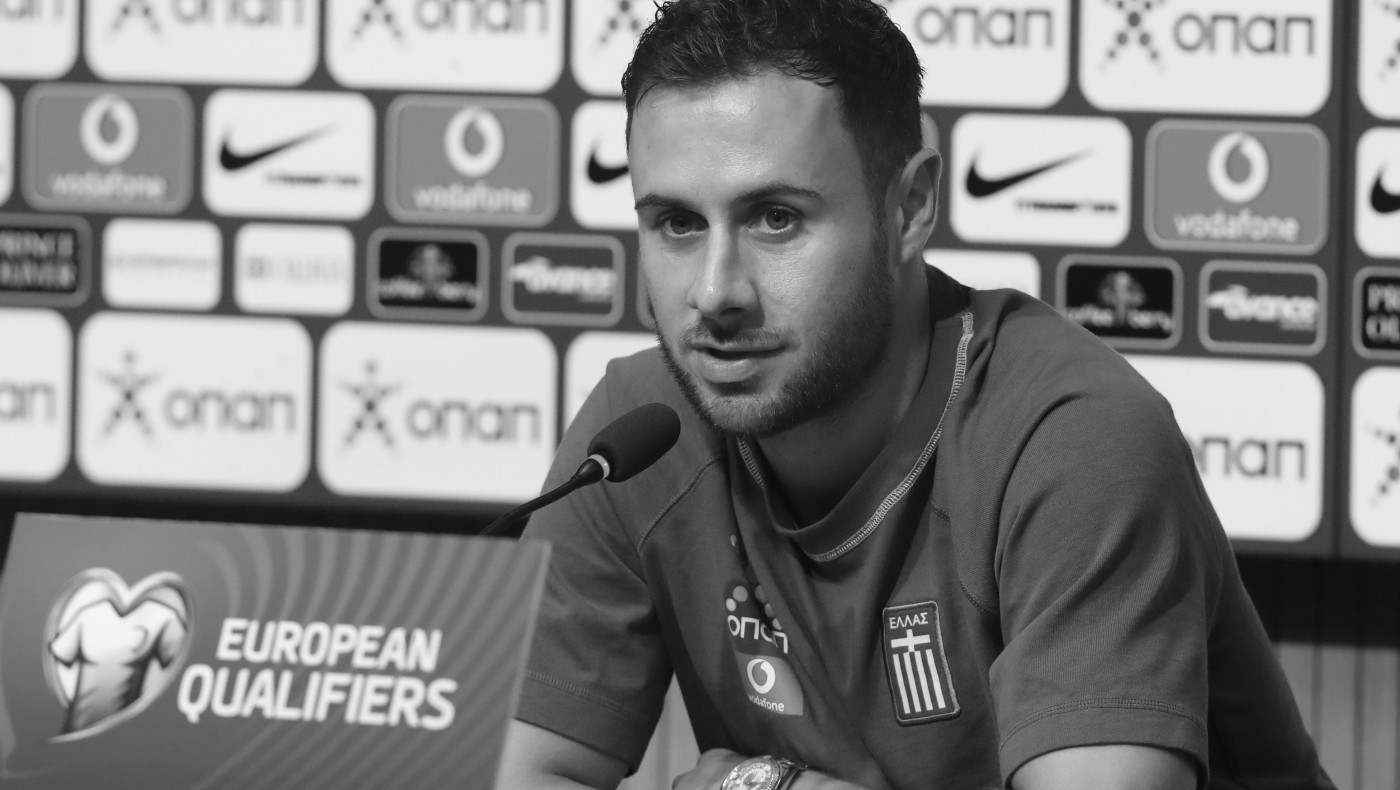 Super League 2: Ενός λεπτού σιγή για τον Μπάλντοκ-Με μαύρα περιβραχιόνια οι παίκτες