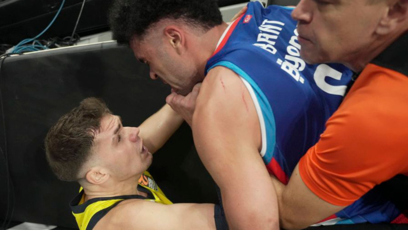 Μπράιαντ για το επεισόδιο με τον Μπιμπέροβιτς: «Δεν τον δάγκωσα»