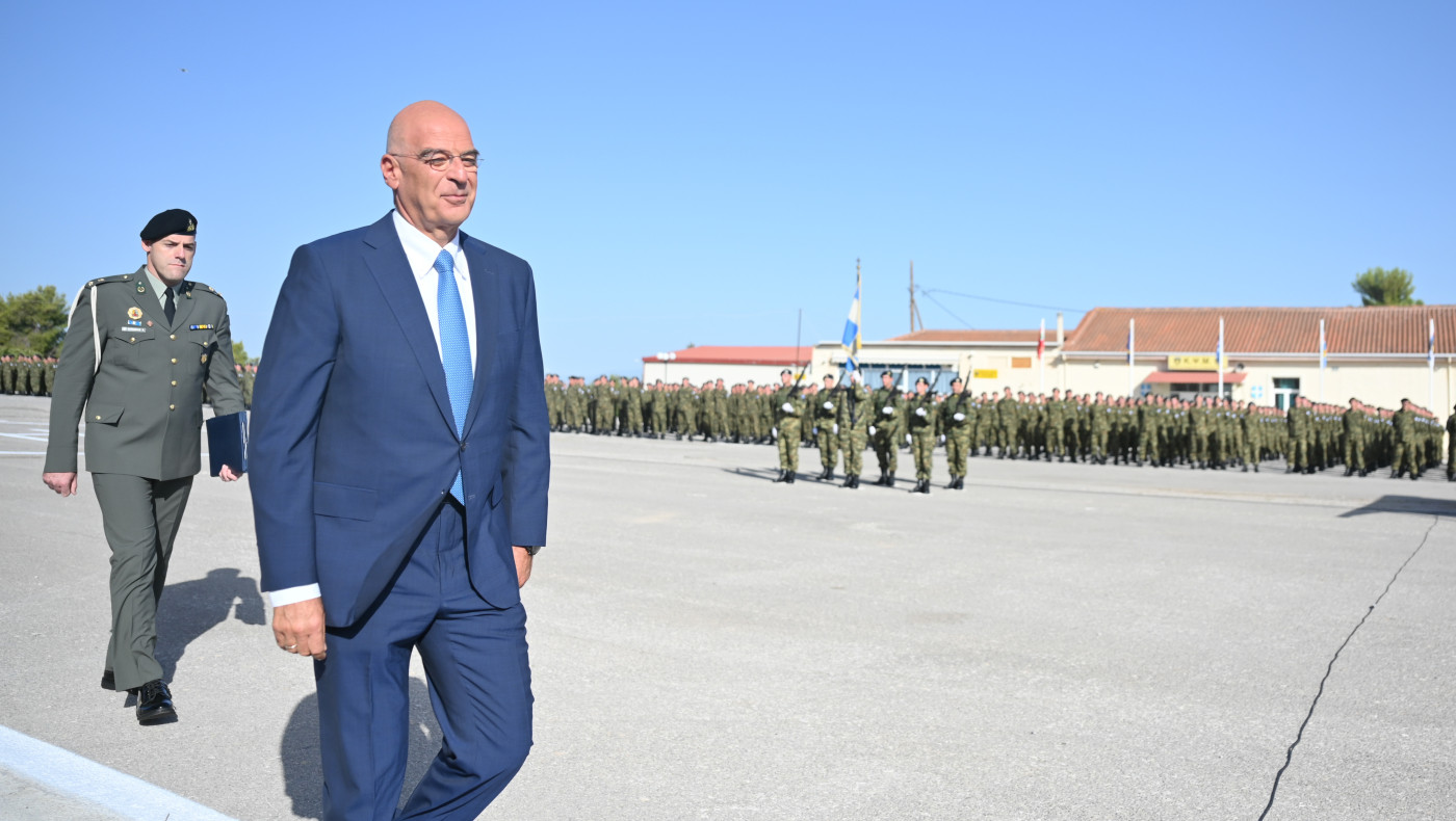 Δένδιας: Πού θα κάνει το «φανταρικό» ο γιος του, Στέφανος