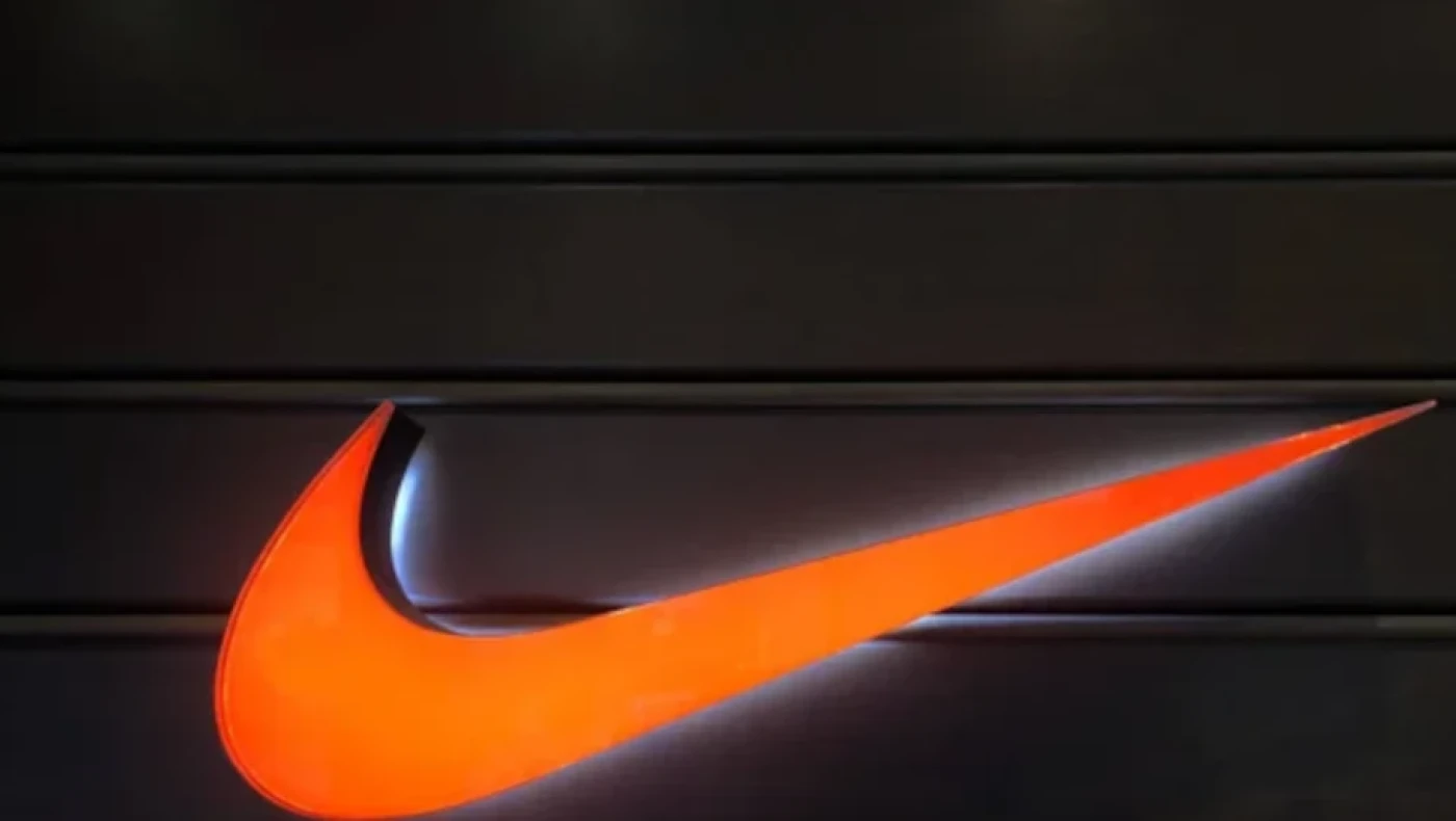 NIKE-Σάλος με τη νέα διαφήμιση: «Δυναστεία μαύρων λεσβιών που θα κάνει τον Μ. Αλέξανδρο να μοιάζει απλώς Αλέξανδρος»