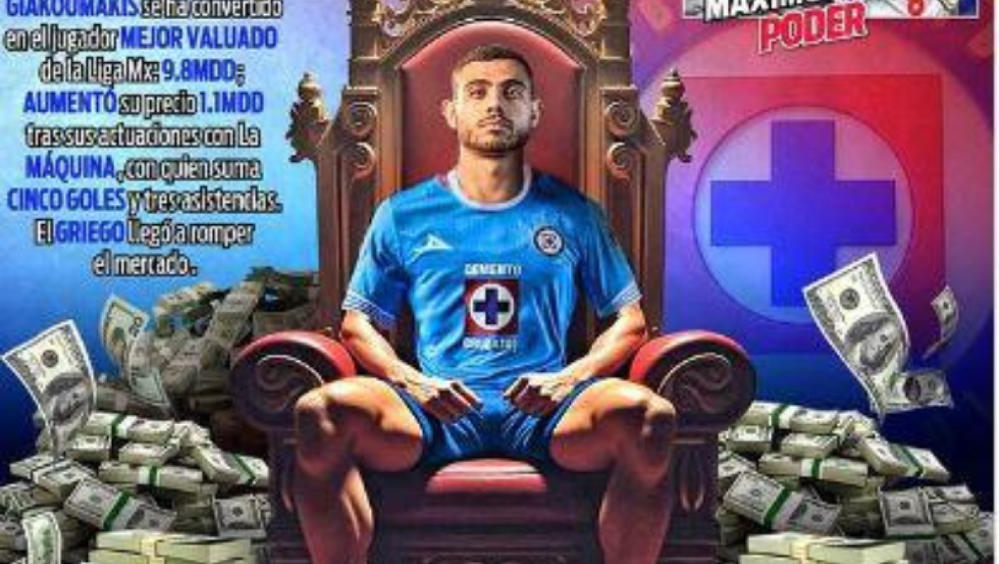 Έντυσαν... βασιλιά τον Γιακουμάκη!