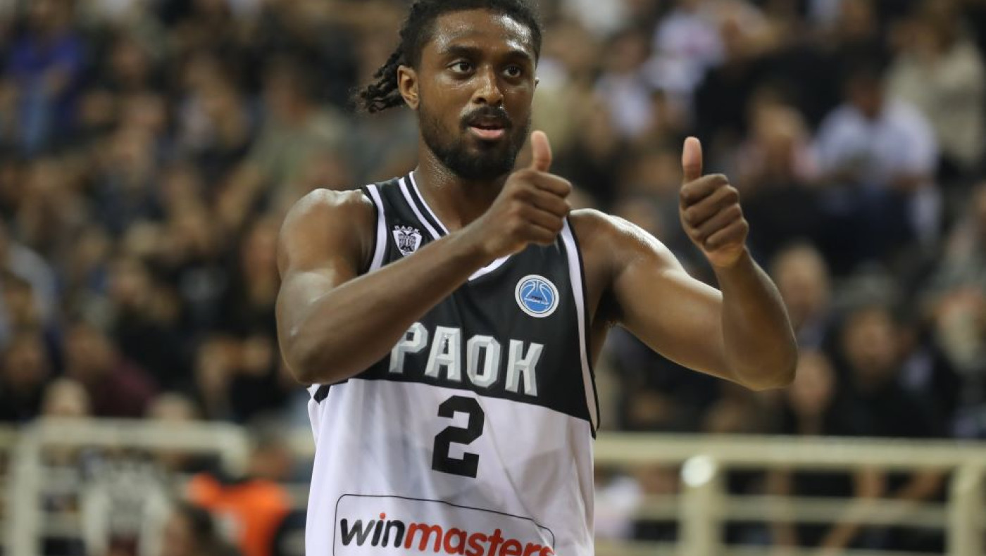 Χέντερσον: «Πρέπει να περιορίσουμε τον αιφνιδιασμό και την επιθετικότητα κοντά στο καλάθι της Οραντέα»