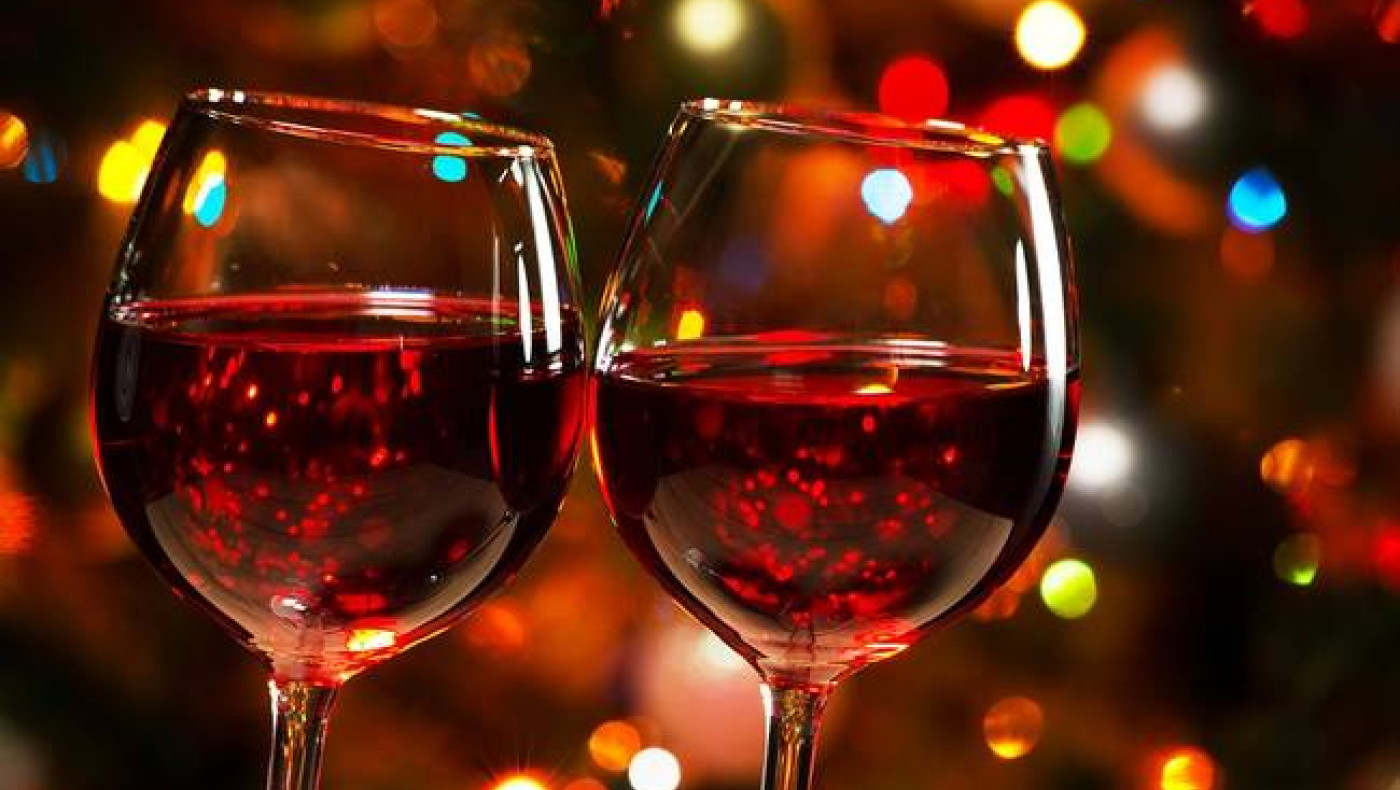 Αλκοόλ: Το σημείο του σώματος που αποκαλύπτει αν είστε «γερό ποτήρι»