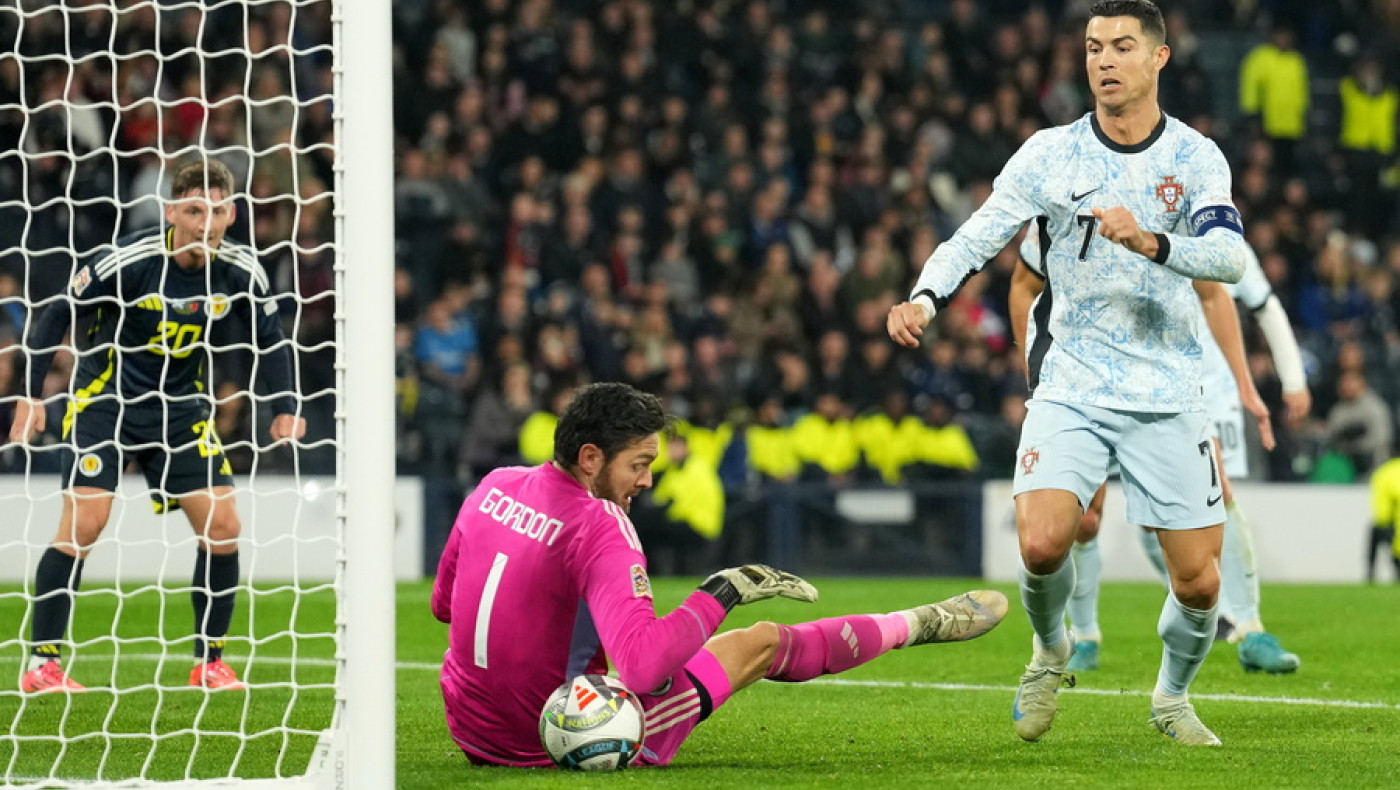 Πατρικές αποκαλύψεις για Ρονάλντο - Πώς έμαθε για τη σχέση του γιου του